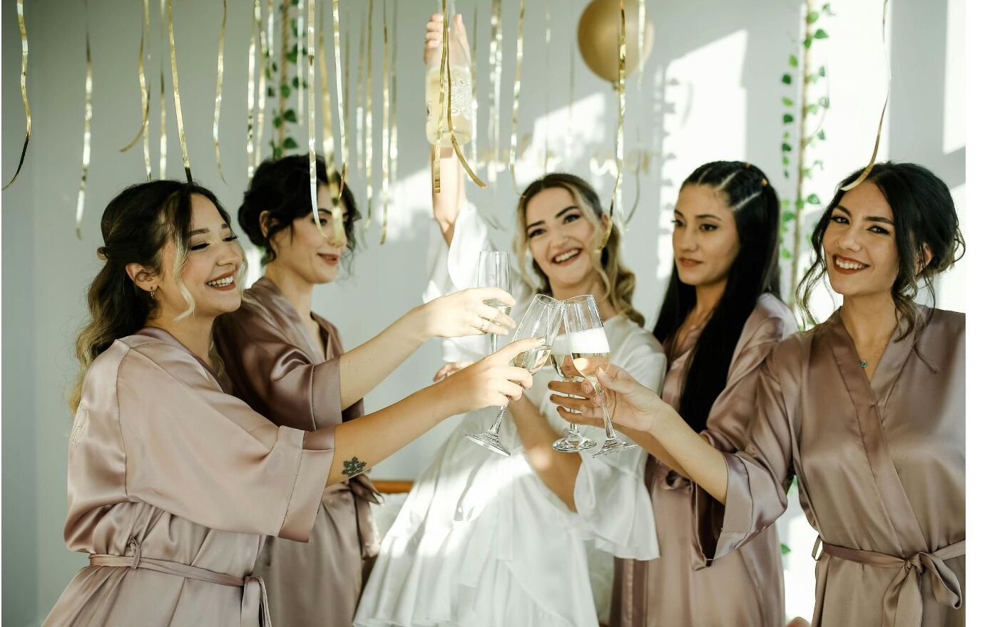 Guide to Plan Bachelorette Celebration in Gurgaon