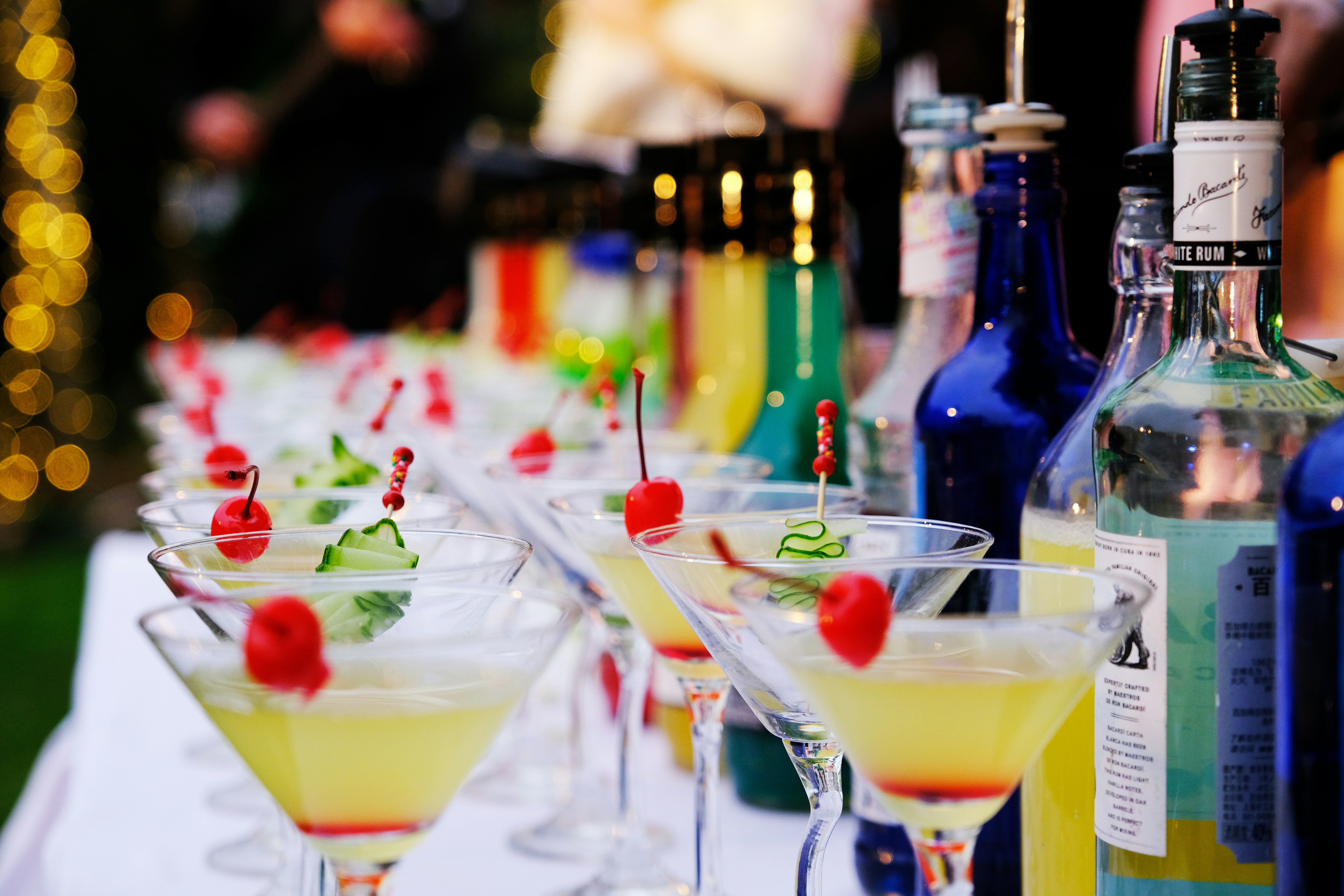 Why Farmhouse Cocktail Parties are the Latest Party Craze?