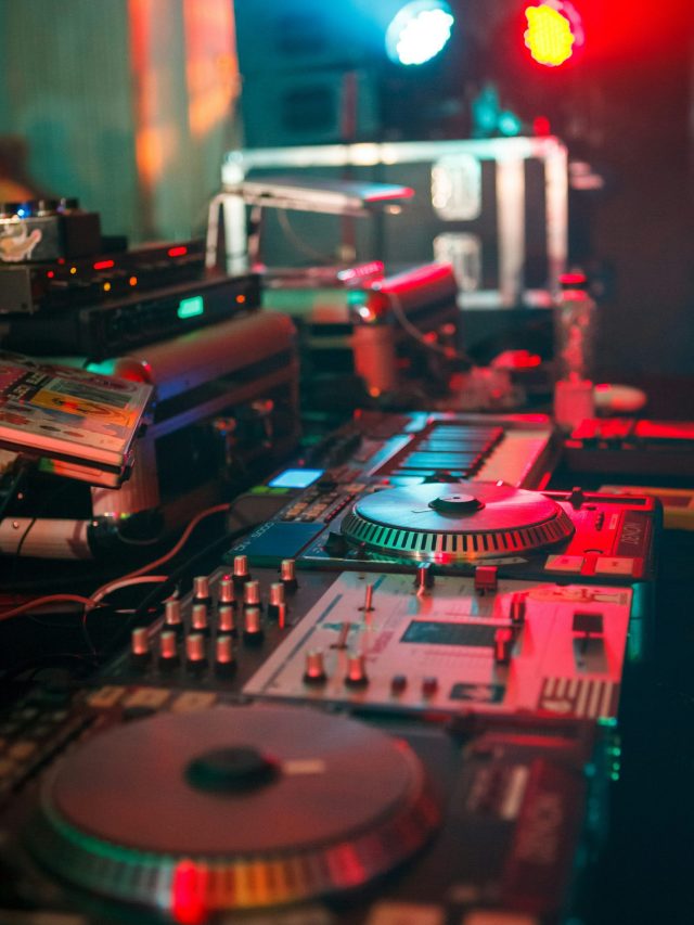 Diwali Music Playlist: Set the Perfect Mood for Your House Party