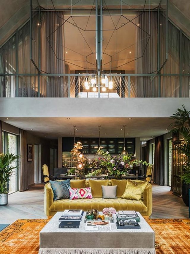 Best Houses for New Year Celebration 2025: Perfect Venues for an Epic Party