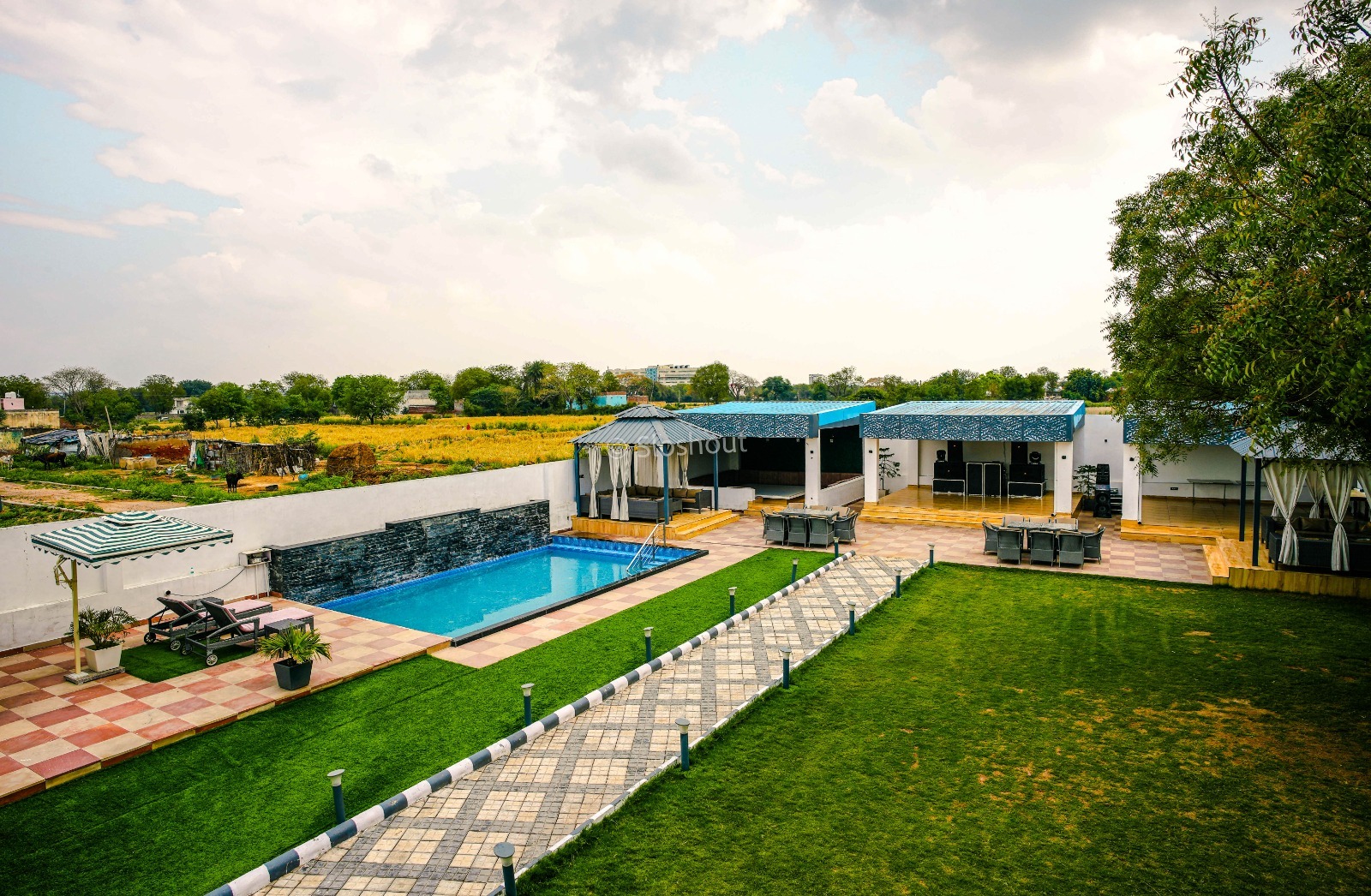 Gurgaon Resorts with Swimming Pool for Family