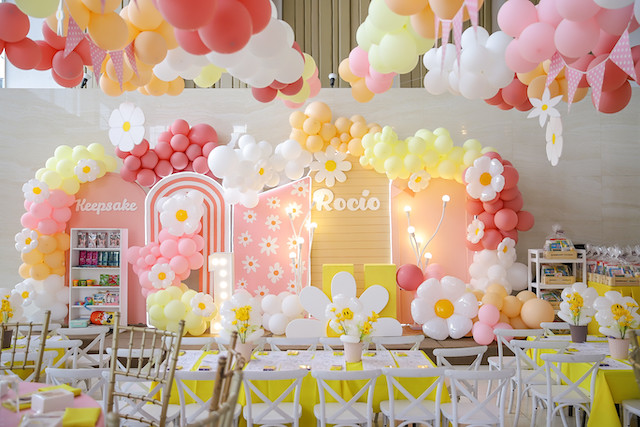 Daisy Theme Birthday