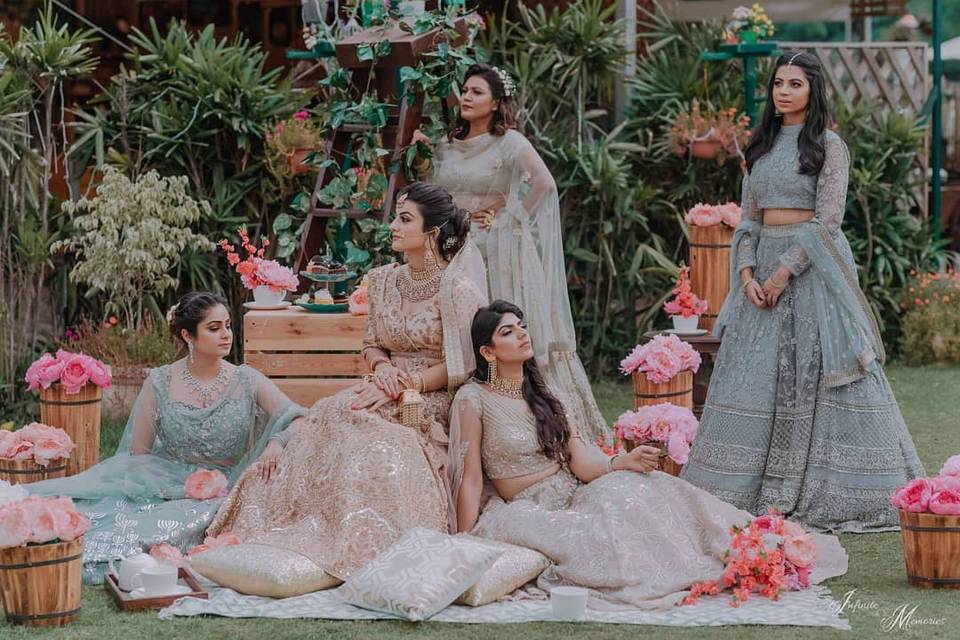 Mehndi Dresses for Brides