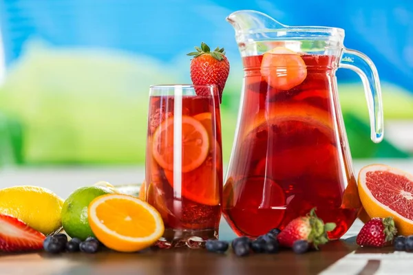 Fizzy Fruit Punch Mocktail Drink