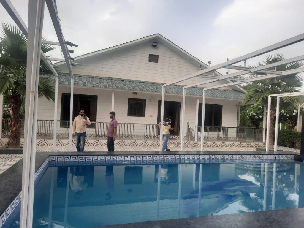Arora Farms (Noida)