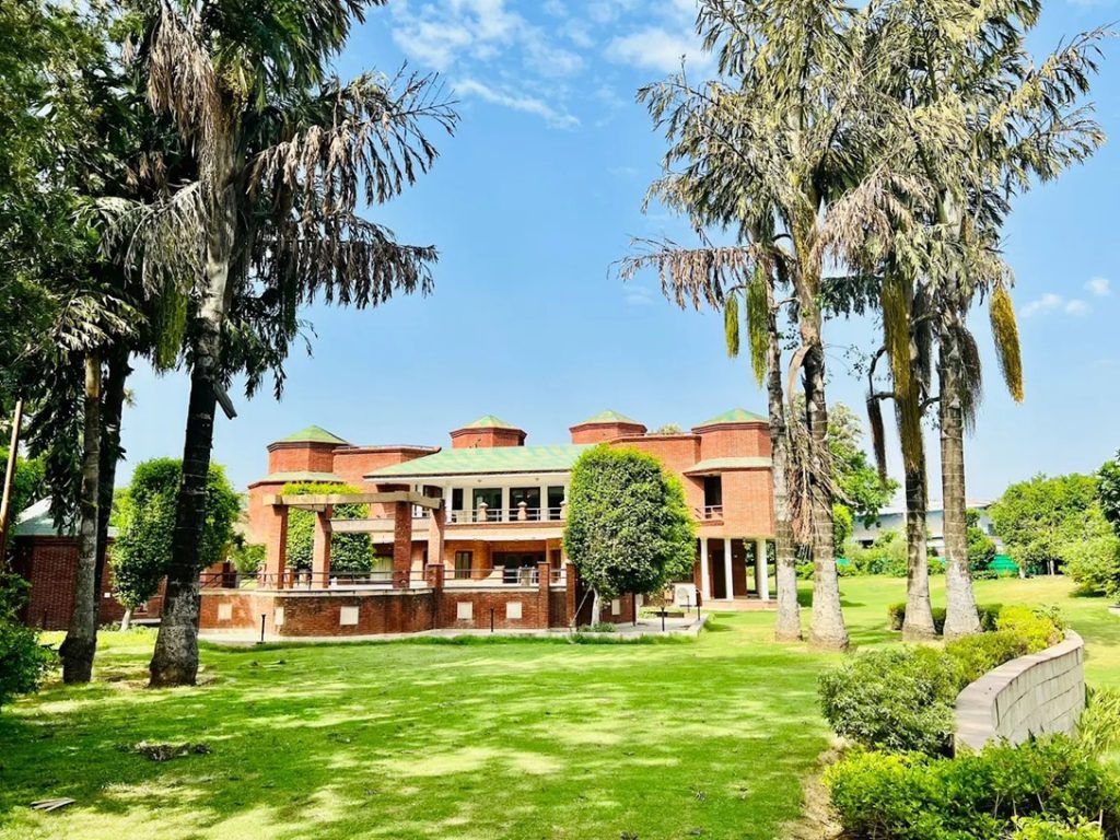 The Vintage Aarone Farms, Chattarpur, Delhi