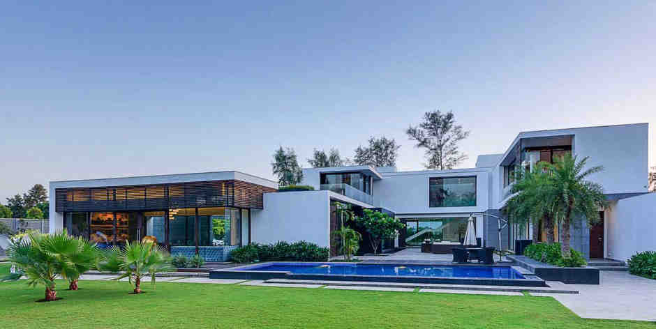 Luxury Villas in Delhi NCR for Pre-Wedding Functions