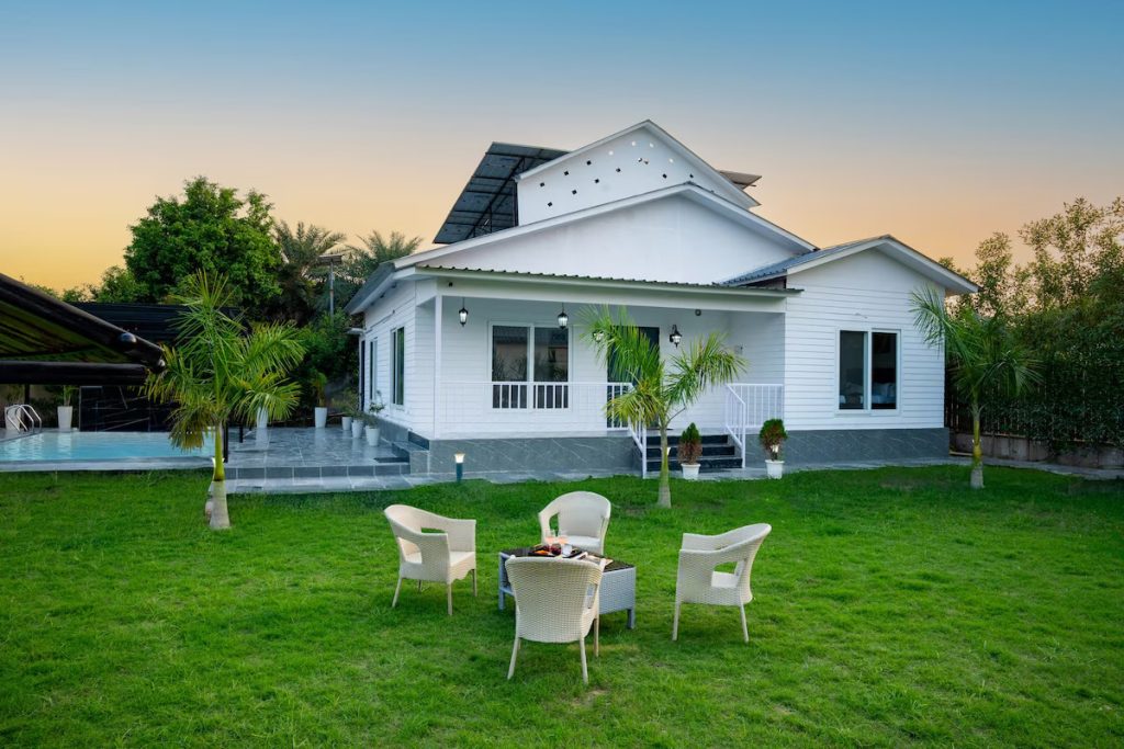 House 1003 – Elegant Villa for 20 Guests