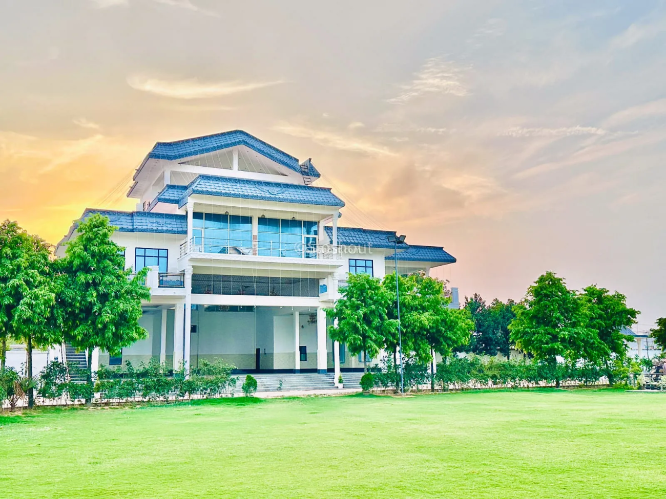 Villas in Faridabad with Pool: Your Guide to Private & Luxury Celebrations