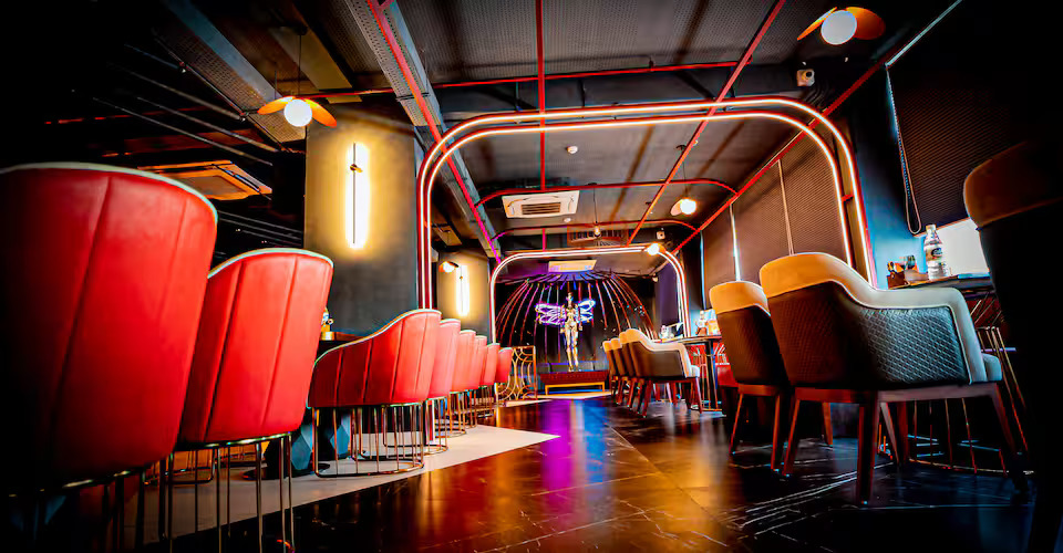 Harlequin Restaurant Bar Loung