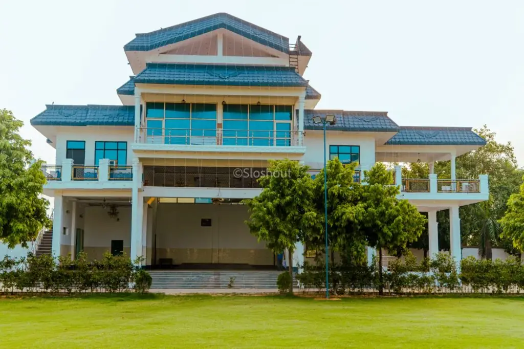 Roots Farm | Lawn, Hall & Poolside Wedding Venue, Kapashera