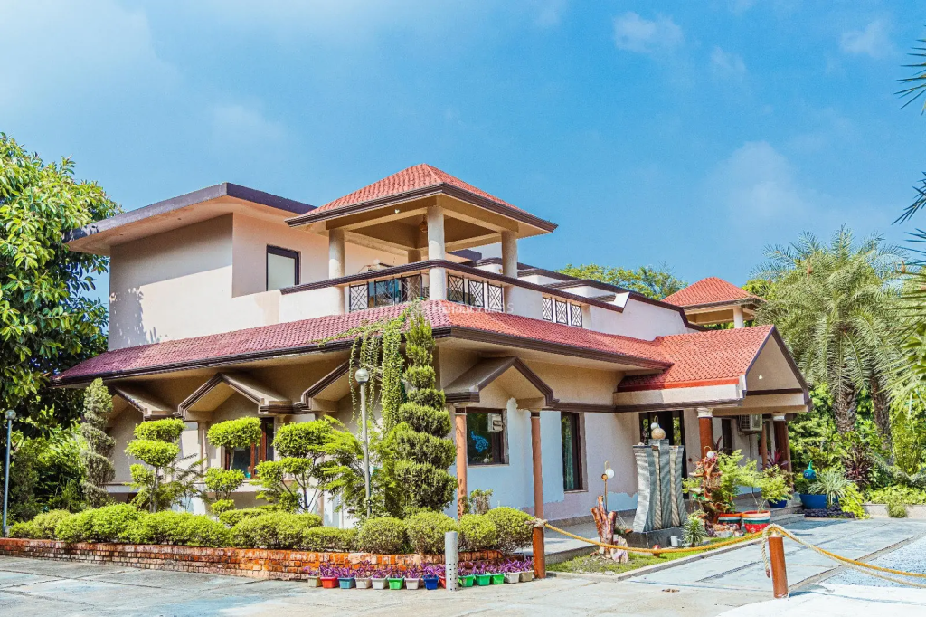 Rose Teresa Farmhouse