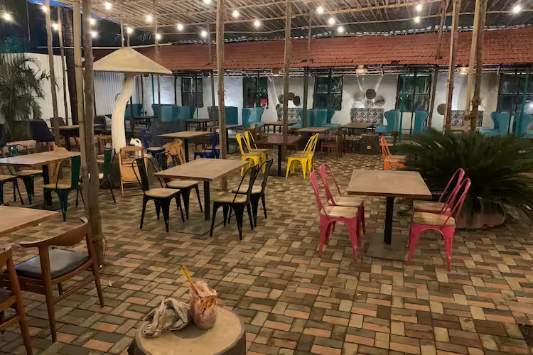 Tarang Restaurant & Bar